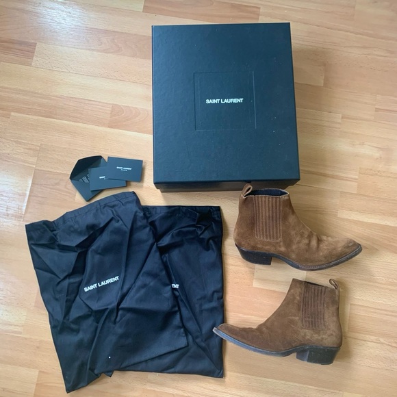 Saint Laurent chestnut suede Dakota Chelsea Boots size 39 (US 6) - Picture 3 of 9